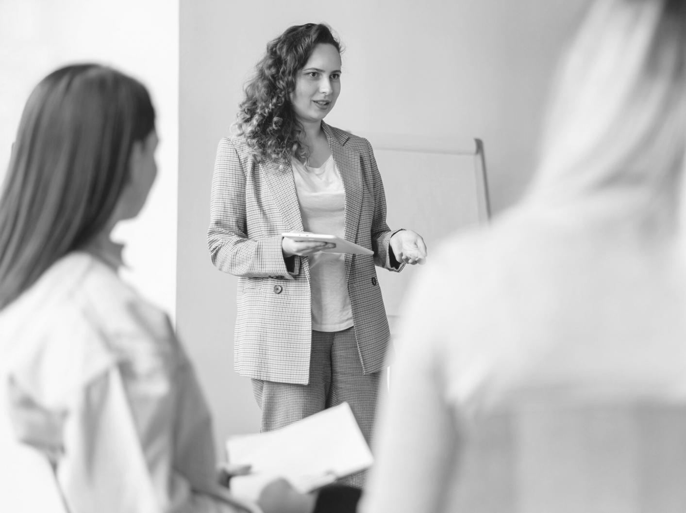 Studio di design grafico per giochi mobile con progetti in corso